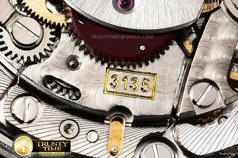 1106 ROLYM181 – YachtMaster Unique 1077